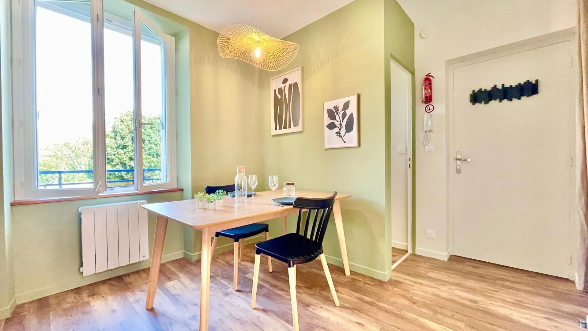 Appartements A Lorient - Tout Confort - Internet Fibre - Nouveau Apartment